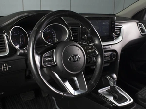 Универсал Kia Ceed 2021 года, 1770000 рублей, Омск