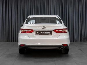 Седан Toyota Camry 2019 года, 2139000 рублей, Тюмень
