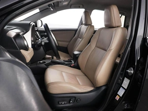 Внедорожник Toyota RAV4 2014 года, 1399046 рублей, Москва