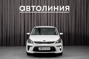 Седан Kia Rio 2020 года, 1015000 рублей, Красноярск