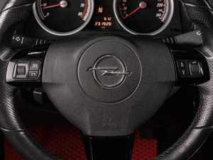 Хетчбэк Opel Astra 2008 года, 599000 рублей, Тюмень
