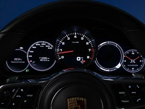 Лифтбек Porsche Panamera 4S 2017 года, 6356900 рублей, Москва