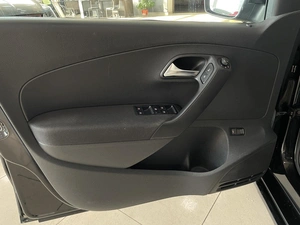 Седан Volkswagen Polo 2017 года, 897000 рублей, Солонцы