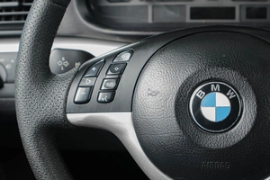 Седан BMW 3 серия 2004 года, 799000 рублей, Тюмень