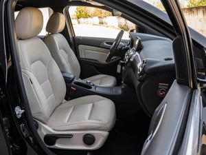 Хетчбэк Mercedes-benz B-класс 2013 года, 1945000 рублей, Краснодар
