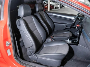 Хетчбэк Opel Astra GTC 2010 года, 597000 рублей, Ставрополь