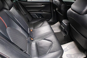 Седан Toyota Camry 2021 года, 3499000 рублей, Сургут