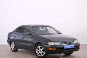 Седан Toyota Corona 1992 года, 319000 рублей, Омск