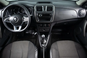 Хетчбэк Renault Sandero 2018 года, 1099000 рублей, Оренбург