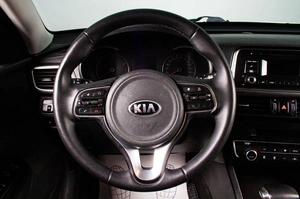 Седан Kia Optima 2017 года, 1199000 рублей, Сургут