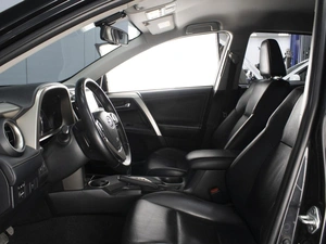 Внедорожник Toyota RAV4 2014 года, 1750000 рублей, Омск