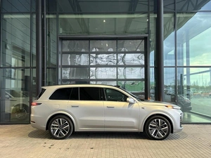 Внедорожник Li Auto L9 2023 года, 6500000 рублей, Уфа