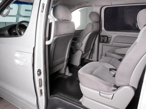Минивэн Hyundai Grand Starex 2008 года, 1360000 рублей, Красный Пахарь