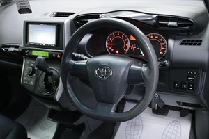 Минивэн Toyota Wish 2016 года, 1508000 рублей, Солонцы