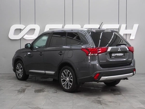 Внедорожник Mitsubishi Outlander 2015 года, 1749000 рублей, Воронеж
