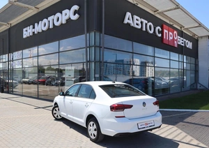 Седан Volkswagen Polo 2022 года, 1570000 рублей, Мирное
