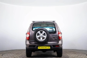Внедорожник Chevrolet Niva 2015 года, 479000 рублей, Пермь