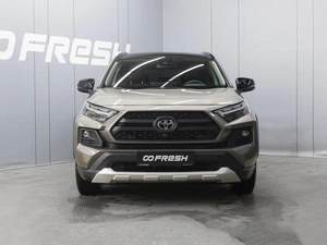 Внедорожник Toyota RAV4 2023 года, 3600000 рублей, Омск