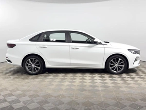 Седан Geely Emgrand 2023 года, 1724200 рублей, Казань