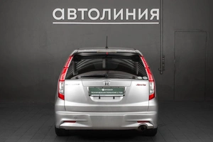 Минивэн Honda Stream 2009 года, 949000 рублей, Красноярск
