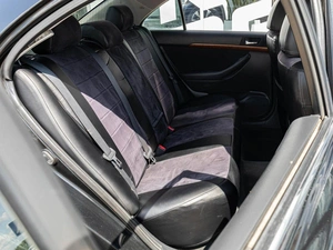 Седан Toyota Avensis 2006 года, 810000 рублей, Краснодар
