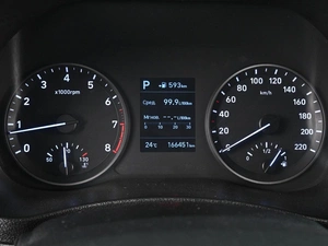 Седан Hyundai Solaris 2018 года, 1300000 рублей, Аксай