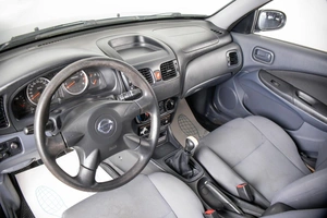 Хетчбэк Nissan Almera 2005 года, 399000 рублей, Пермь