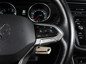 Внедорожник Volkswagen Tiguan 2021 года, 2219040 рублей, Воронеж