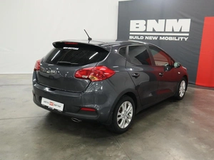 Хэтчбек Kia Ceed 2013 года, 1250000 рублей, Курск