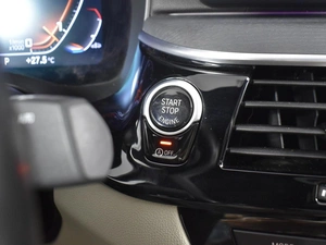 Седан BMW 5 серия 2021 года, 5889900 рублей, Казань