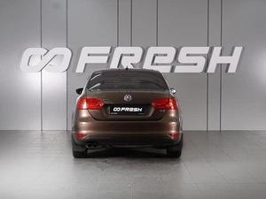 Седан Volkswagen Jetta 2013 года, 1219000 рублей, Красный Пахарь