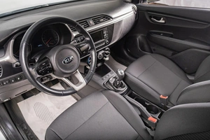 Седан Kia Rio 2021 года, 1439000 рублей, Томск