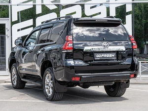 Внедорожник Toyota Land Cruiser Prado 2018 года, 4800000 рублей, Волгоград