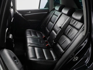 Внедорожник Volkswagen Tiguan 2012 года, 1400000 рублей, Тюмень