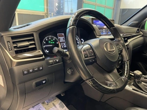 Внедорожник Lexus LX 2017 года, 7800000 рублей, Красноярск