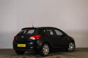 Хетчбэк Opel Astra 2012 года, 999000 рублей, Тюмень