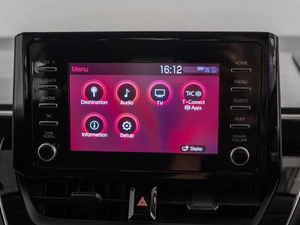 Универсал Toyota Corolla 2019 года, 1805000 рублей, Красноярск