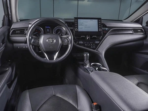 Седан Toyota Camry 2021 года, 3439000 рублей, Ростов-на-Дону