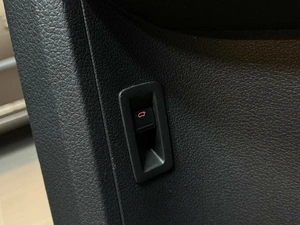 Минивэн Volkswagen Multivan 2016 года, 3847000 рублей, Красноярск