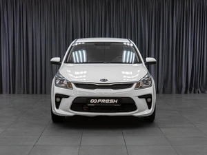 Седан Kia Rio 2018 года, 1019000 рублей, Тюмень