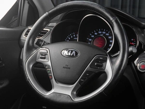 Седан Kia Rio 2016 года, 1179000 рублей, Тюмень