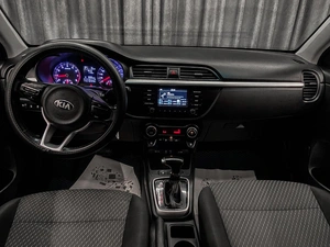 Седан Kia Rio 2019 года, 950000 рублей, Красноярск