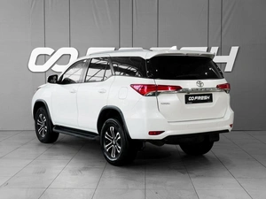 Внедорожник Toyota Fortuner 2019 года, 2898000 рублей, Тверь
