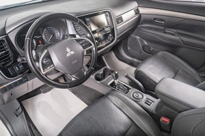Внедорожник Mitsubishi Outlander 2014 года, 1599000 рублей, Томск