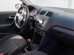 Седан Volkswagen Polo 2018 года, 829000 рублей, Петрозаводск