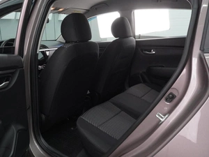 Хетчбэк Kia Rio X-Line 2018 года, 1599000 рублей, Воронеж