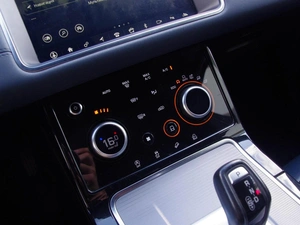 Внедорожник Land Rover Range Rover Evoque 2019 года, 3160000 рублей, Владимир