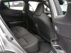 Внедорожник Toyota C-HR 2018 года, 1998000 рублей, Краснодар