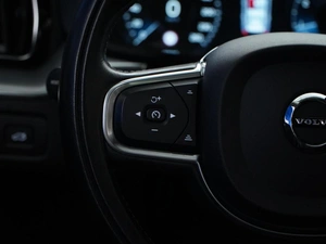 Внедорожник Volvo XC60 2021 года, 3935147 рублей, Москва