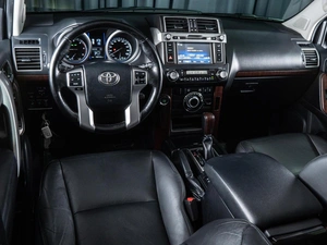 Внедорожник Toyota Land Cruiser Prado 2015 года, 4140000 рублей, Волгоград